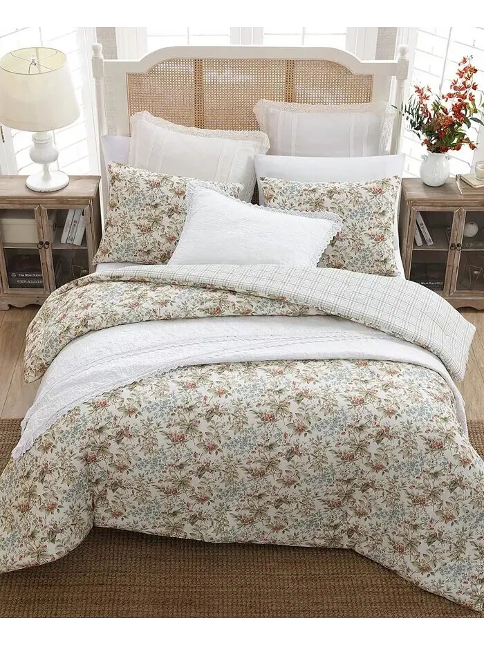 Двусторонний комплект из 2 хлопковых одеял с цветочным принтом Bramble, Twin Laura Ashley — изображение 4 из 9