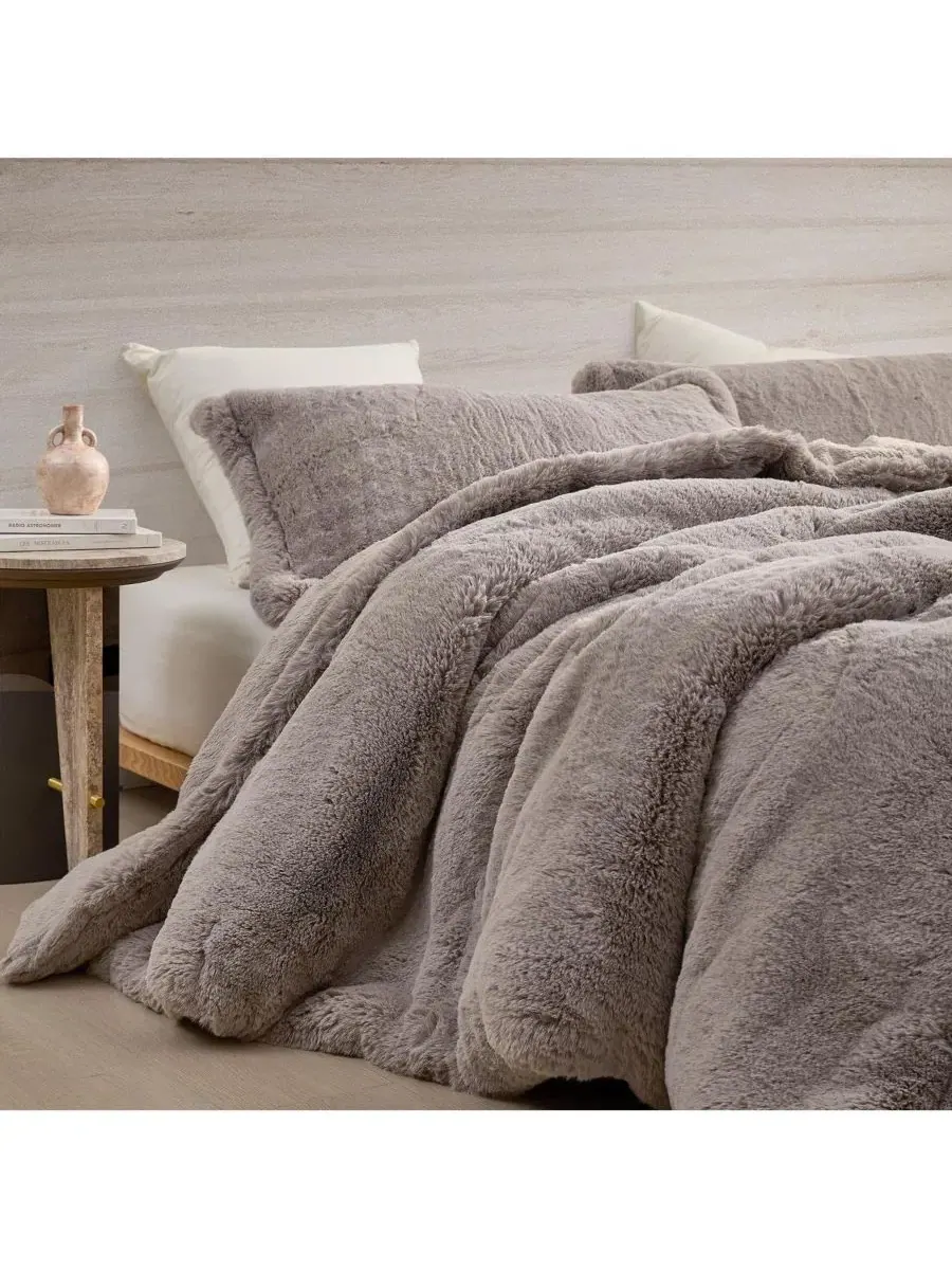 Одеяло-комфортер с faux fur 1250 GSM, Twin XL Coma Inducer, Taupewood — изображение 3 из 4