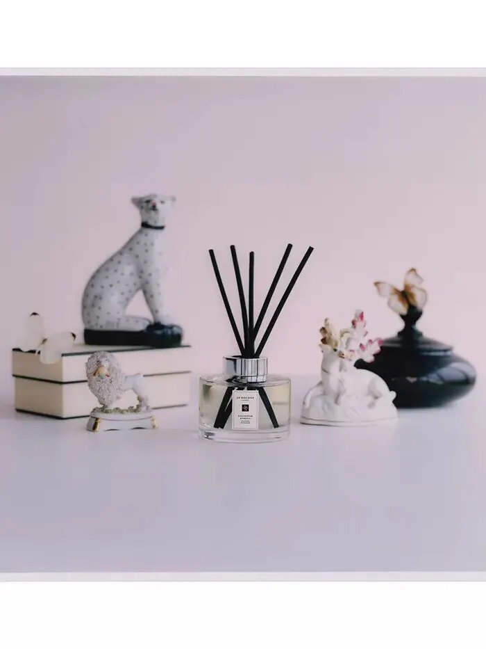 Диффузор Blackberry & Bay, 5,6 унций Jo Malone London — изображение 2 из 4