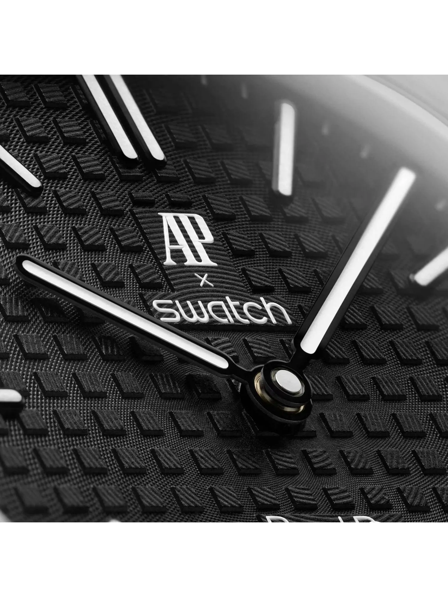 Карманные часы Swatch x Audemars Piguet Royal Pop Lépine, Ocho Negro — изображение 5 из 6