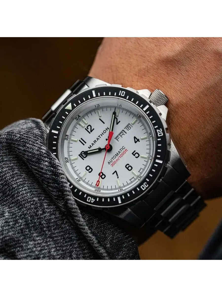 Мужские часы Marathon Jdd Automatic с белым циферблатом WW194021SS-0509 — изображение 4 из 7, оттенок черный