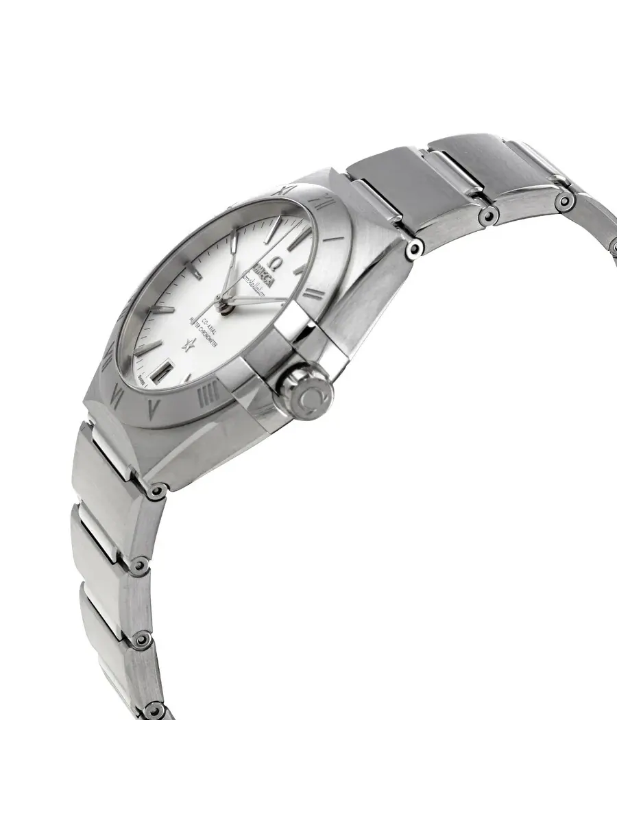 Женские часы Omega Constellation Automatic с серебристым циферблатом 131.10.36.20.02.001 — изображение 2 из 4