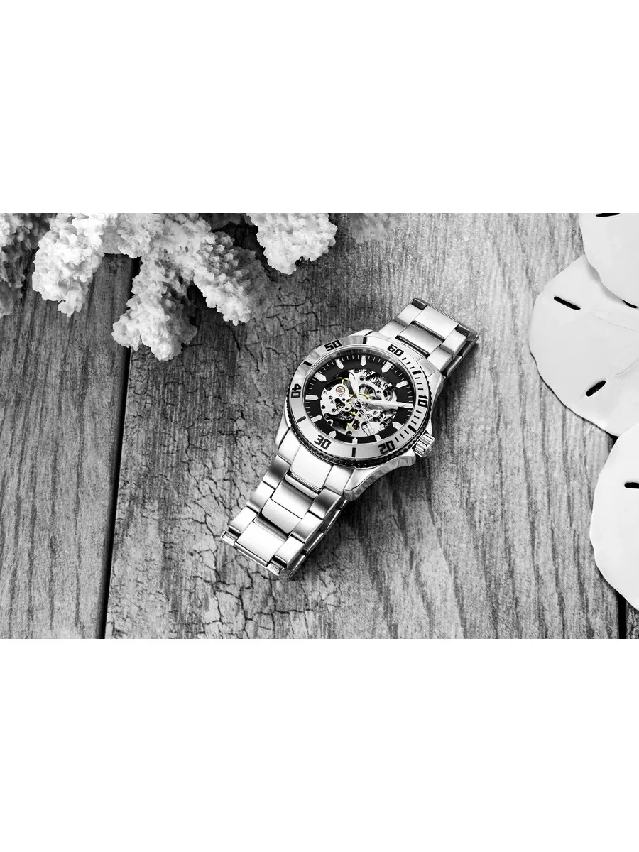 Мужские часы Stuhrling Original Aquadiver с черным циферблатом M15818 — изображение 3 из 3, оттенок черный