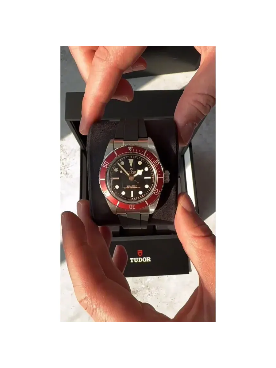Мужские часы Tudor Black Bay Automatic Chronometer с черным циферблатом M7941A1A0RU-0002 — изображение 5 из 5