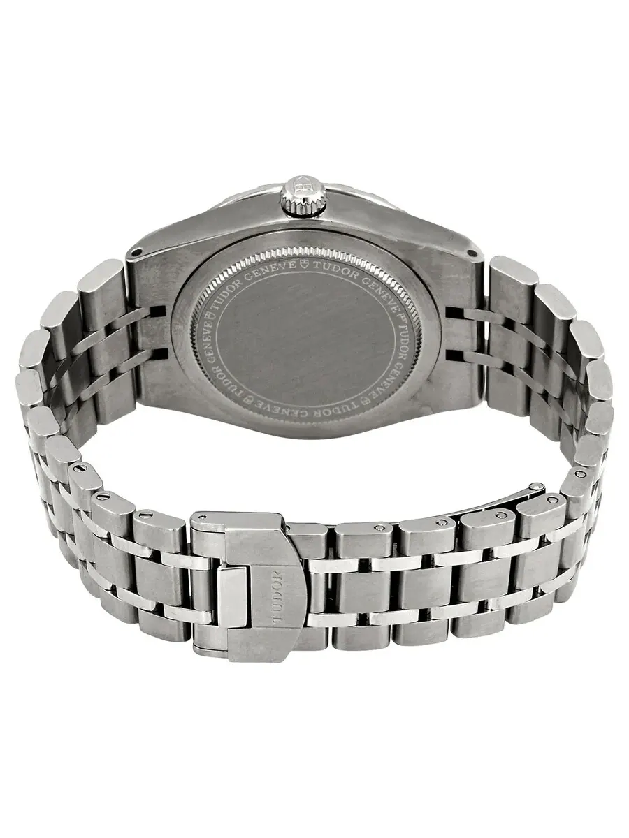 Женские часы Tudor Royal Chronograph с автоматическим механизмом и бриллиантами M28400-0005 — изображение 3 из 4