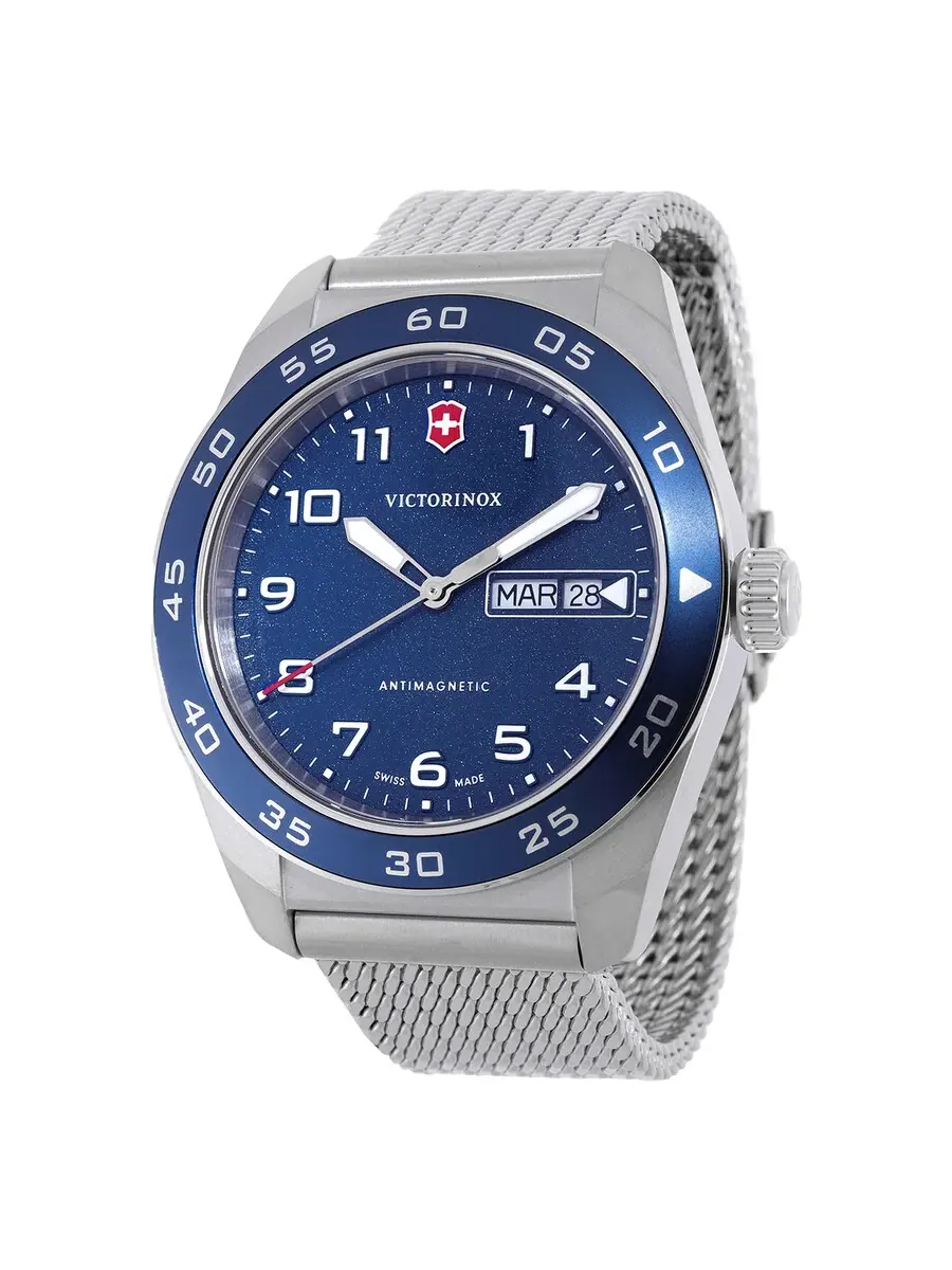 Мужские часы Victorinox Swiss Army с кварцевым механизмом и синим циферблатом 242042 — изображение 1 из 3, оттенок синий