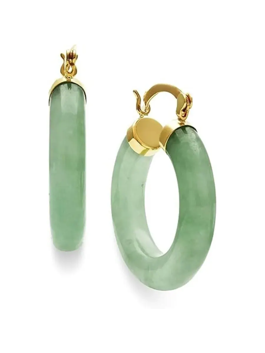 Серьги-кольца Belacqua Natural Green Jade из 14-каратного желтого золота, с петлей и выемкой на — изображение 1 из 6