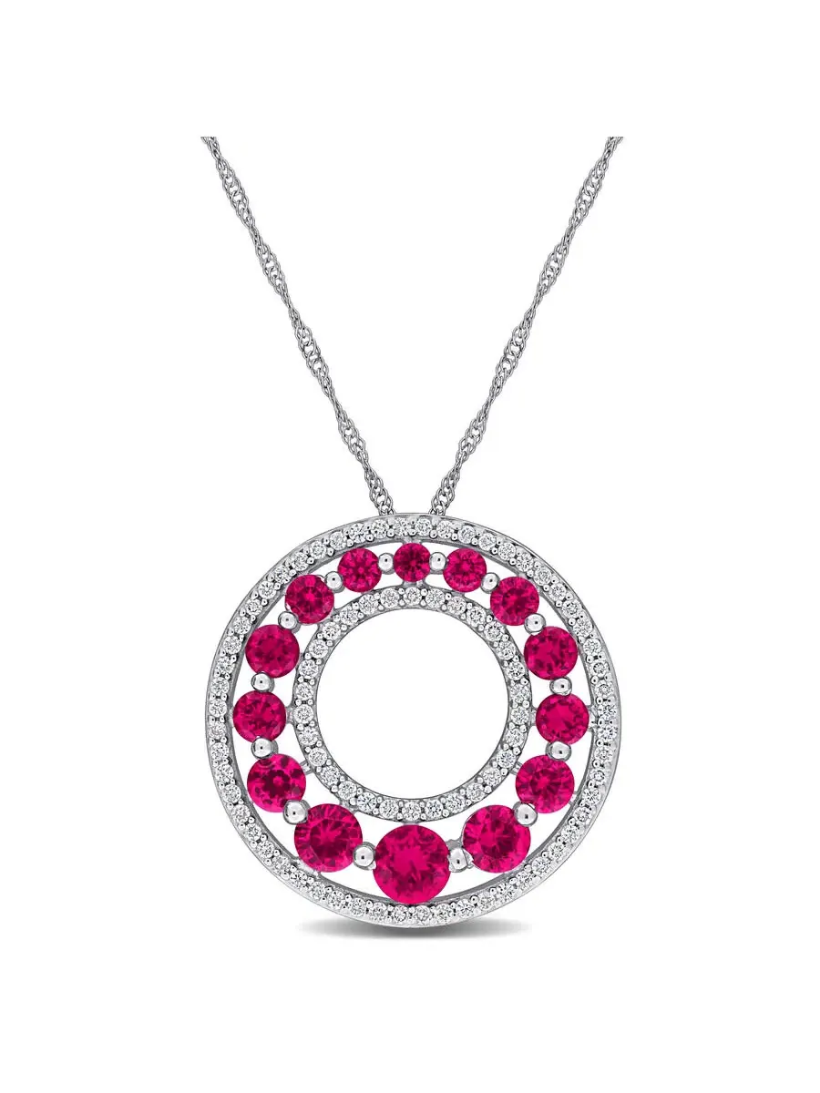 Подвеска с открытым кругом с градуированным созданным рубином Forever 1 3/4CT TGW и выращенным в