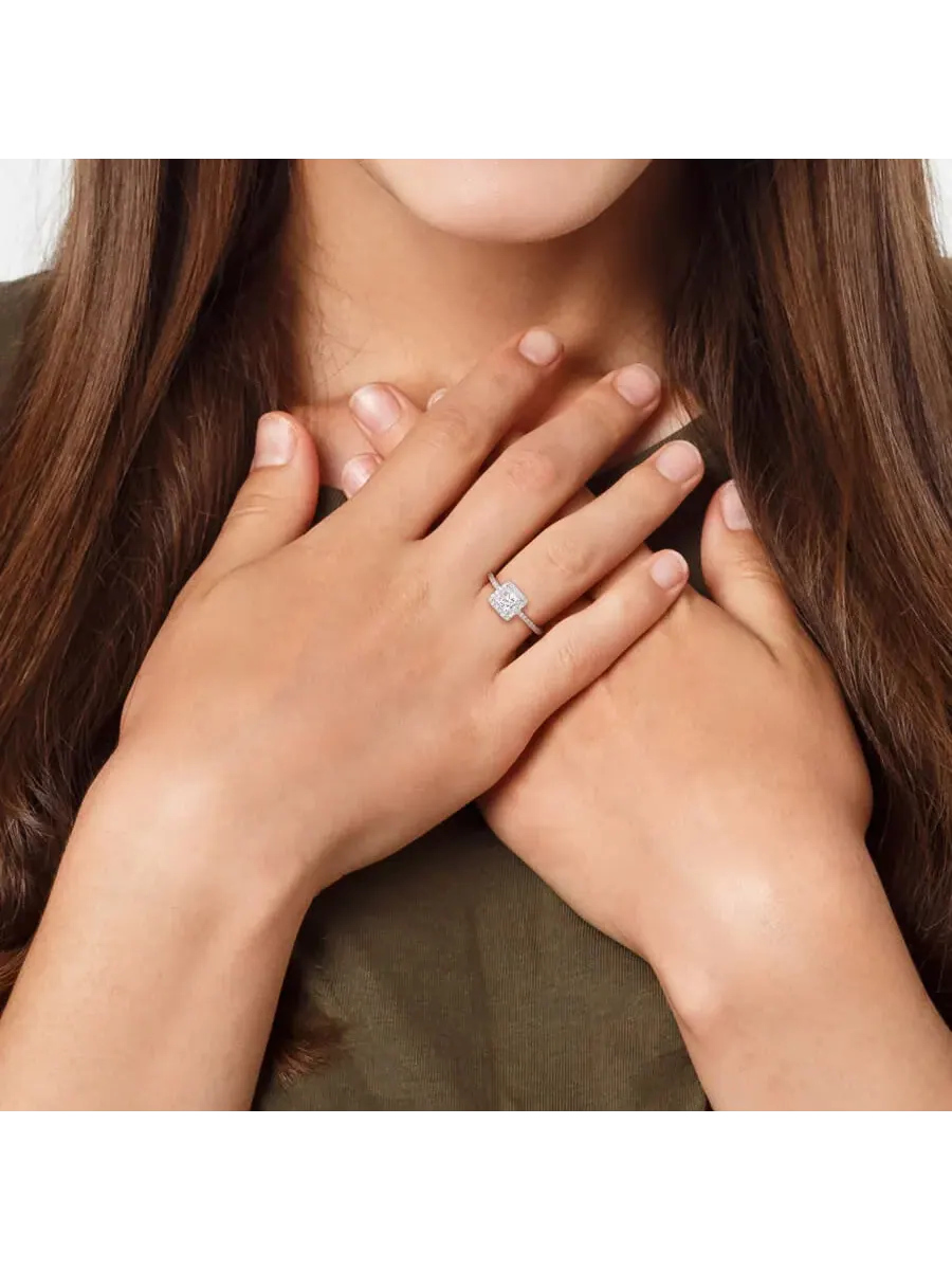 Кольцо для помолвки Forever 1 CT TW Princess & Round Lab Created Diamond с акцентом из цаворита в — изображение 4 из 6