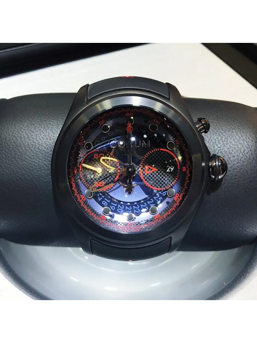 Мужские часы Corum Big Bubble Chronograph Automatic Chronometer 961.201.95/0371 CT01 — изображение 6 из 7, оттенок черный