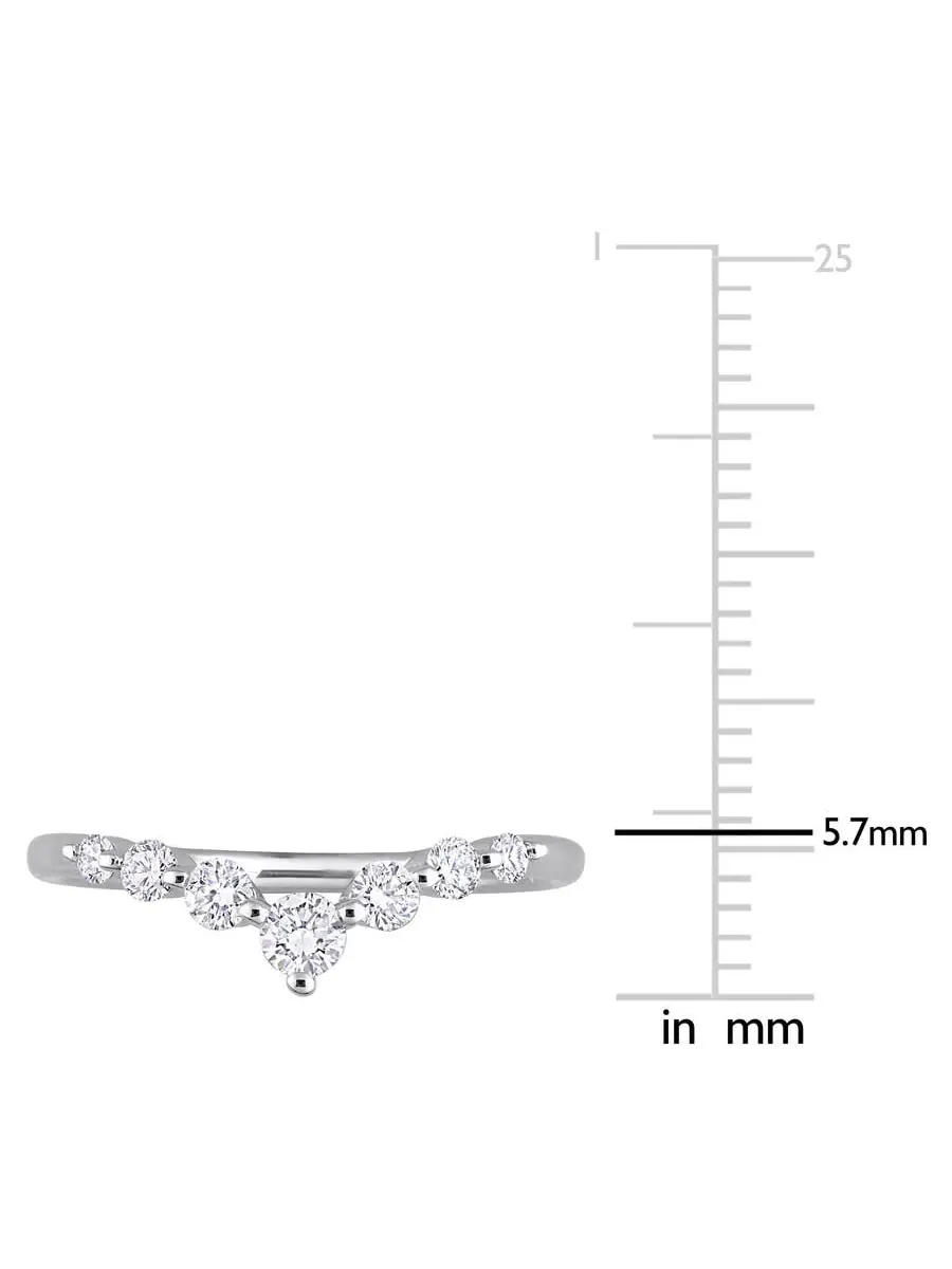 Созданное навсегда кольцо Chevron с алмазом 3/8 CT TGW, созданное в лаборатории, из серебра 925 — изображение 3 из 6