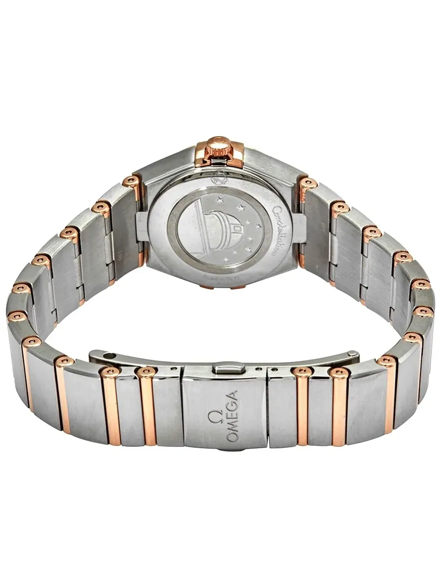 Женские часы Omega Constellation Manhattan с серебряным циферблатом и бриллиантами — изображение 3 из 3, оттенок золотистый