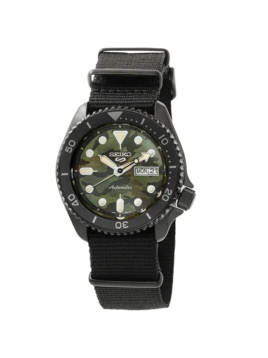 Мужские часы Seiko 5 Sports с автоматическим механизмом и зеленым камуфляжным циферблатом SRPJ37K1 — черный
