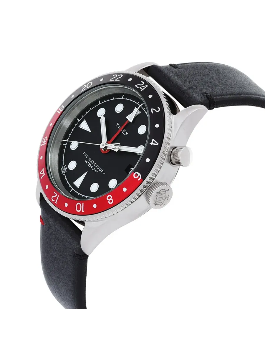 Мужские часы Timex Waterbury Traditional GMT Quartz с черным циферблатом и безелем Coke TW2W22800 — изображение 2 из 3