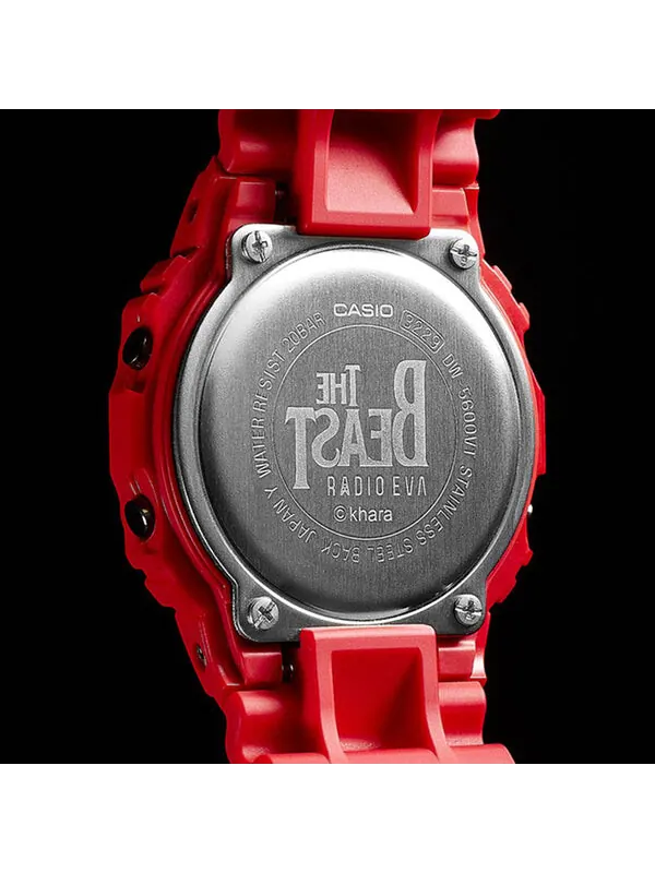 Часы CASIO G-Shock Square 'Red' — изображение 4 из 4, оттенок красный
