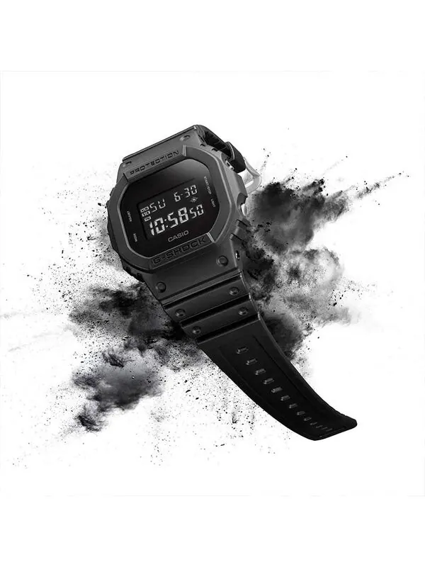 Часы Casio G-Shock, арт. DW-5600BB-1DR — изображение 3 из 4, оттенок черный