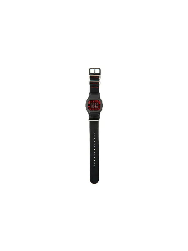 Часы CASIO G-Shock Square 'Black' — изображение 4 из 4, оттенок темный зеленый