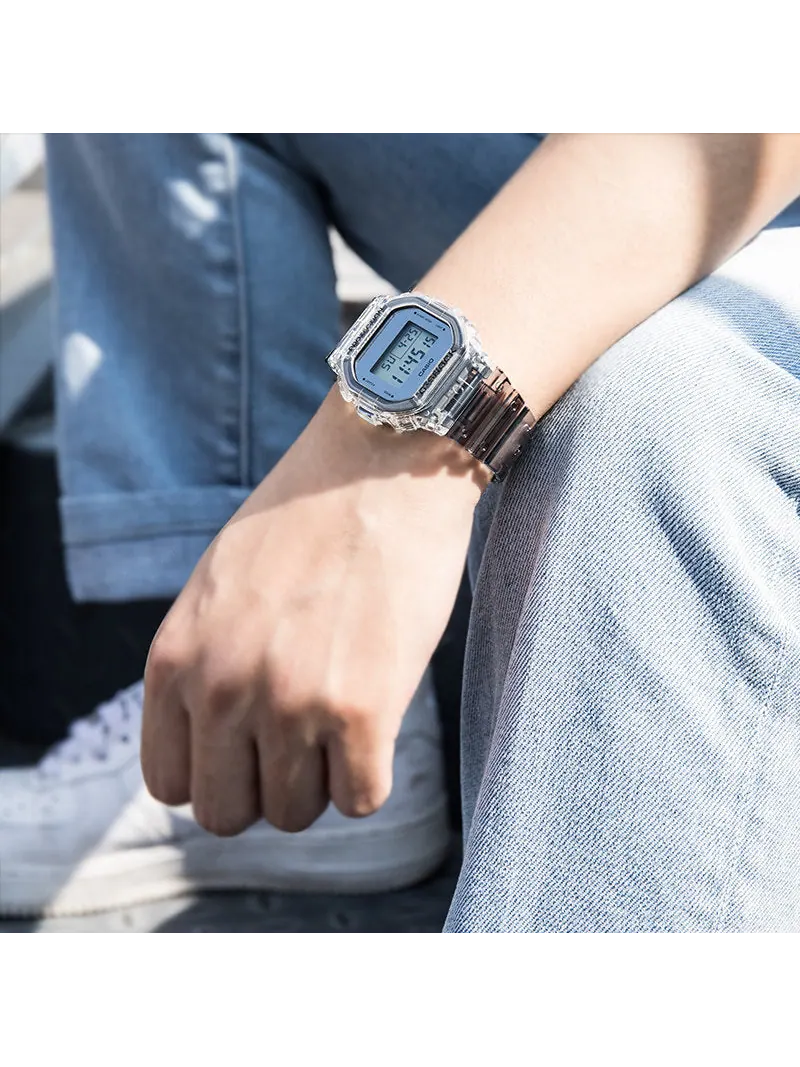 Часы Casio G-Shock, арт. DW-5600SK-1PRS — изображение 5 из 6, оттенок серебряный