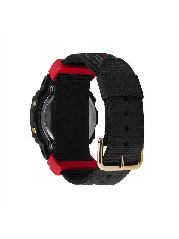 Часы CASIO G-Shock Square 'Black Red' — изображение 3 из 4, оттенок черный/красный