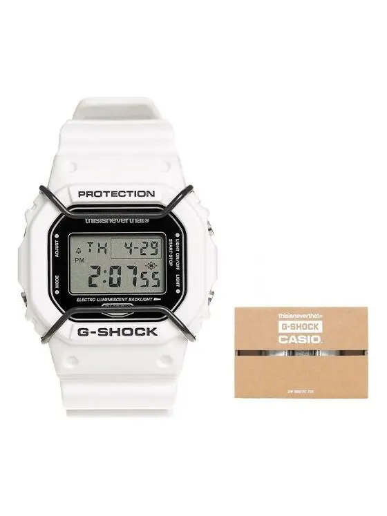 Часы CASIO G-Shock Square 'White' — изображение 1 из 4, оттенок белый