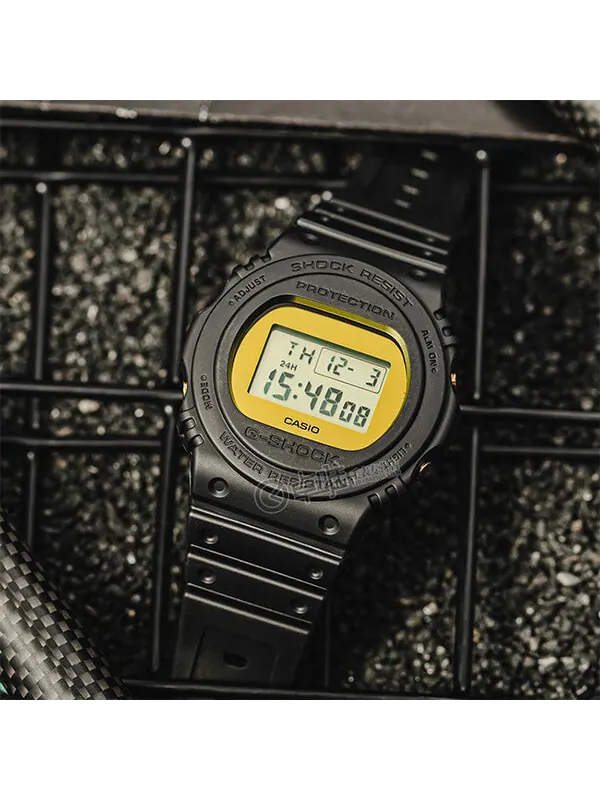 Часы CASIO G-Shock Digital 'Black Gold' — изображение 4 из 4, оттенок золотисто-черный
