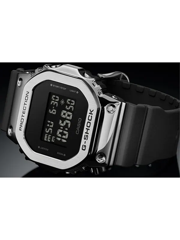 Часы CASIO G-Shock Square 'Silver Black' — изображение 3 из 4, оттенок серебряный