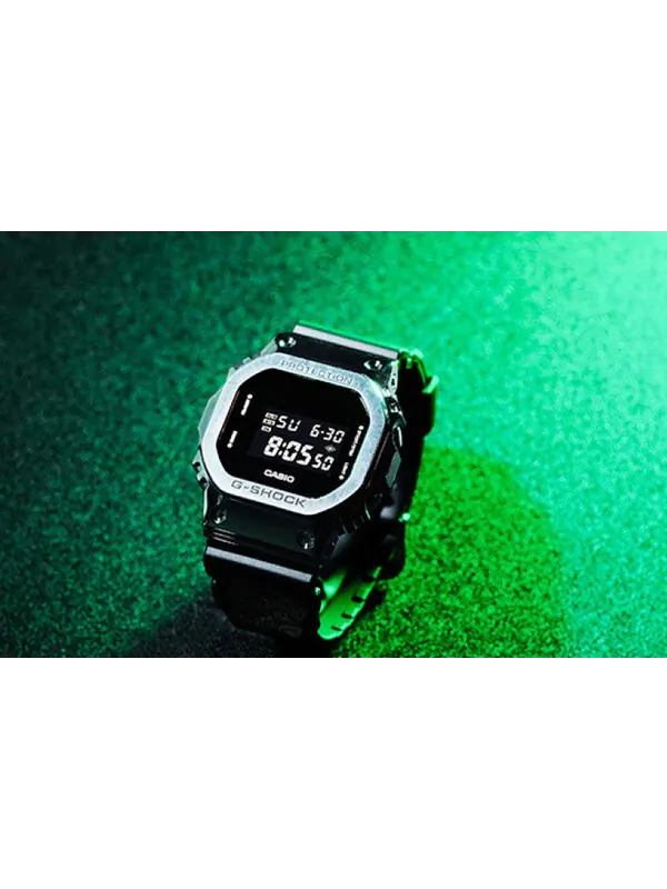 Часы CASIO G-Shock Square 'Black' — изображение 3 из 4, оттенок черный