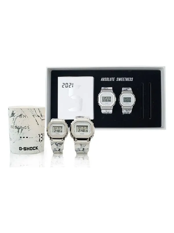 Часы CASIO G-Shock Square 'White' — изображение 1 из 4, оттенок белый