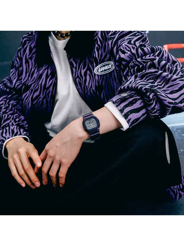 Часы CASIO G-Shock Digital 'Purple' — изображение 3 из 4, оттенок фиолетовый