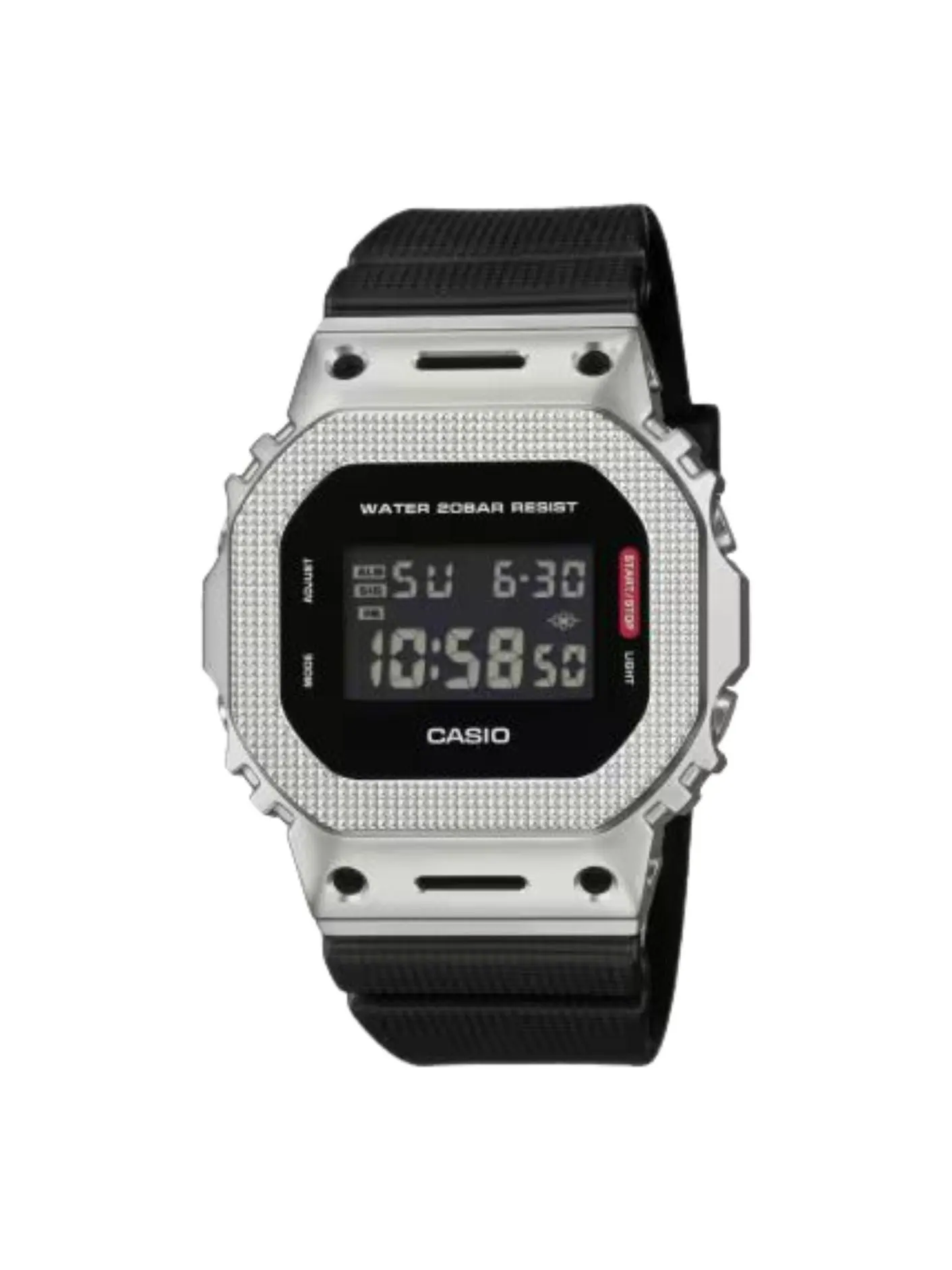 Цифровые часы Casio G-STEEL серии GM5600, цвет «серебристый черный», модель — изображение 1 из 4