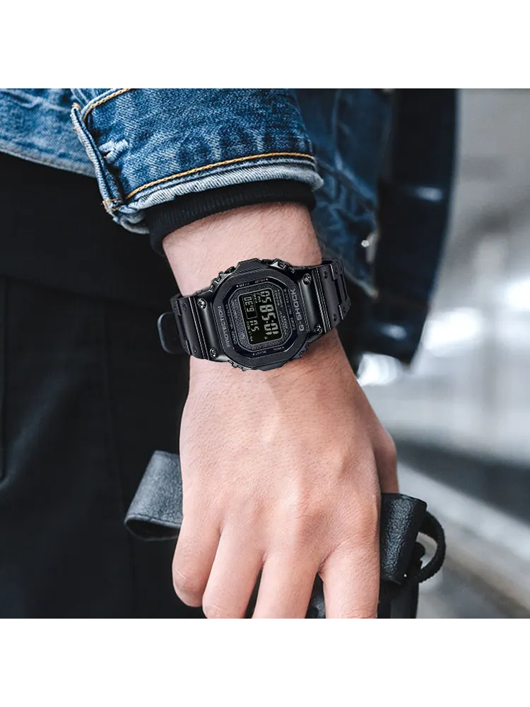 Часы Casio G-Shock Full Metal GMW-B5000 Series, арт. GMW-B5000GD-1 — изображение 6 из 8, оттенок черный