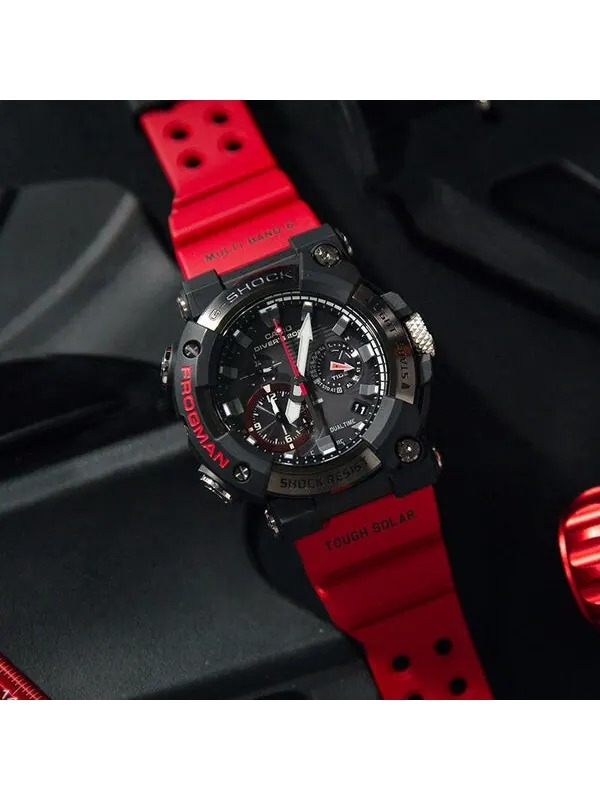 Часы CASIO G-Shock Frogman 'Black Red' — изображение 2 из 4, оттенок красный