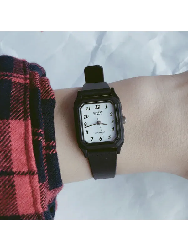 Часы CASIO Sports Quartz Waterproof Black Analog — изображение 2 из 2, оттенок черный