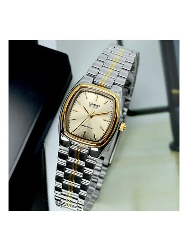 Часы CASIO Quartz Waterproof Silver Analog — изображение 1 из 1, оттенок серебряный