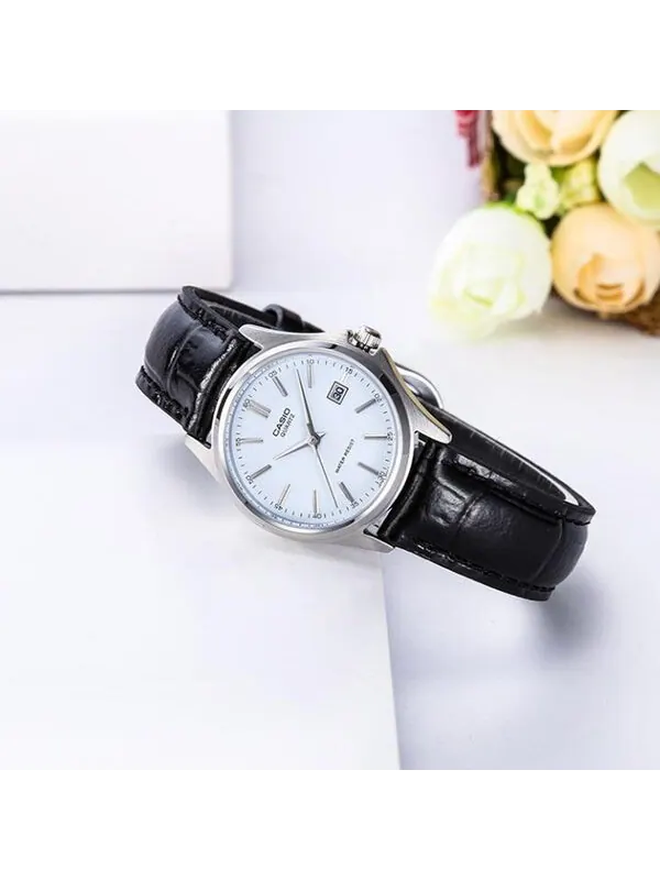Часы CASIO Leather Belt Waterproof /Black Quartz White Analog — изображение 4 из 4, оттенок белый