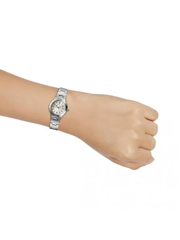 Часы CASIO Quartz Waterproof White Analog — изображение 3 из 4, оттенок белый