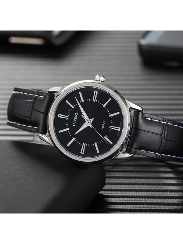 Часы CASIO Quartz Waterproof Black Analog — изображение 2 из 4, оттенок черный