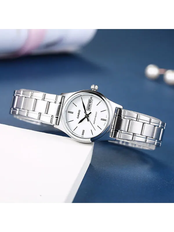 Часы CASIO Steel Bracelet Water Resistant Quartz Waterproof White Analog — изображение 4 из 4, оттенок белый