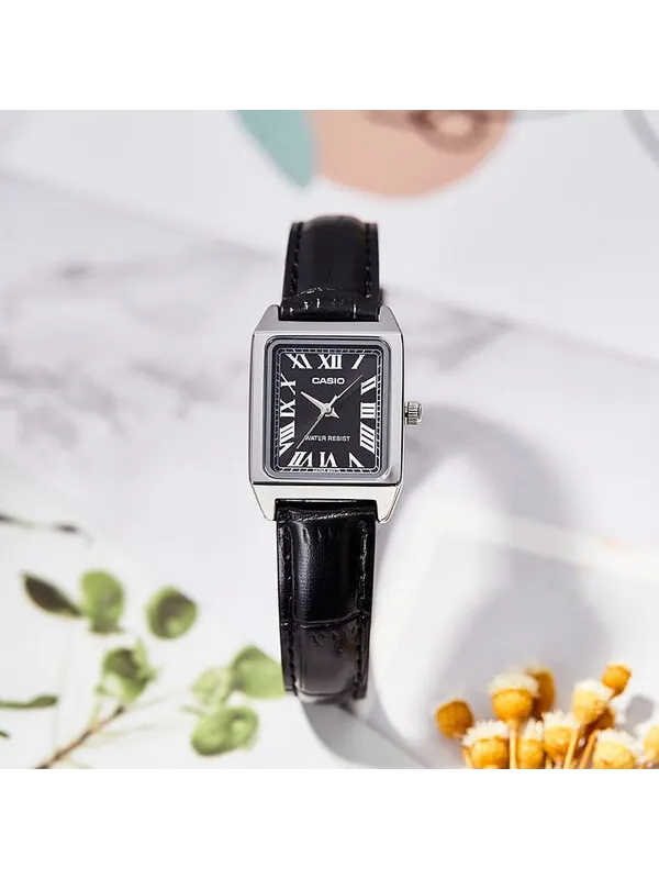 Часы CASIO Vintage Style Square Red Squarees Quartz Black Analog — изображение 2 из 4, оттенок черный