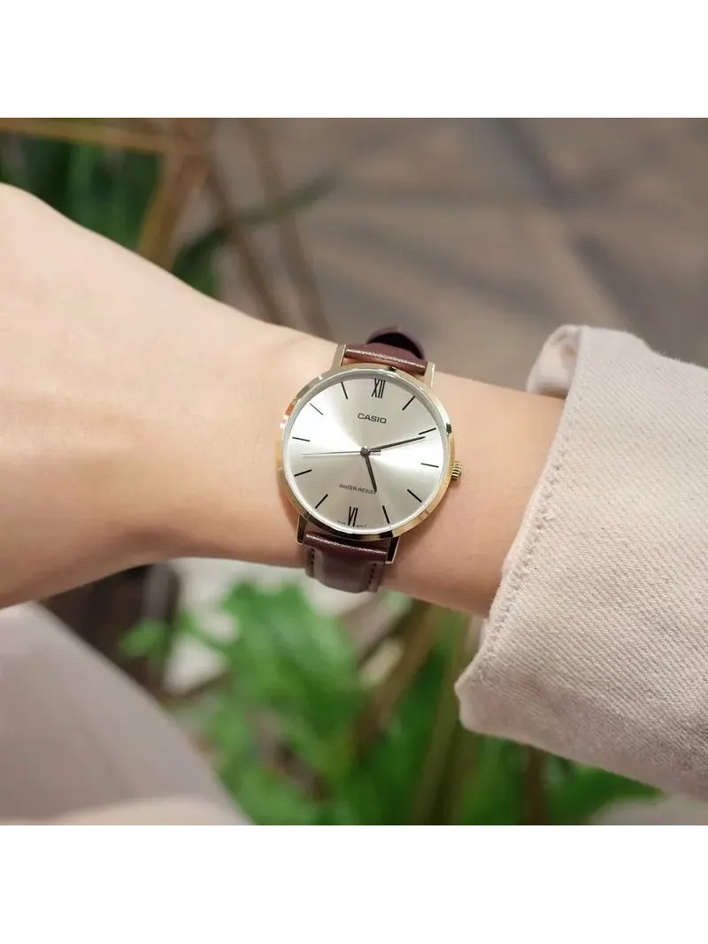 Часы CASIO Quartz Waterproof Brown Analog — изображение 4 из 5, оттенок коричневый