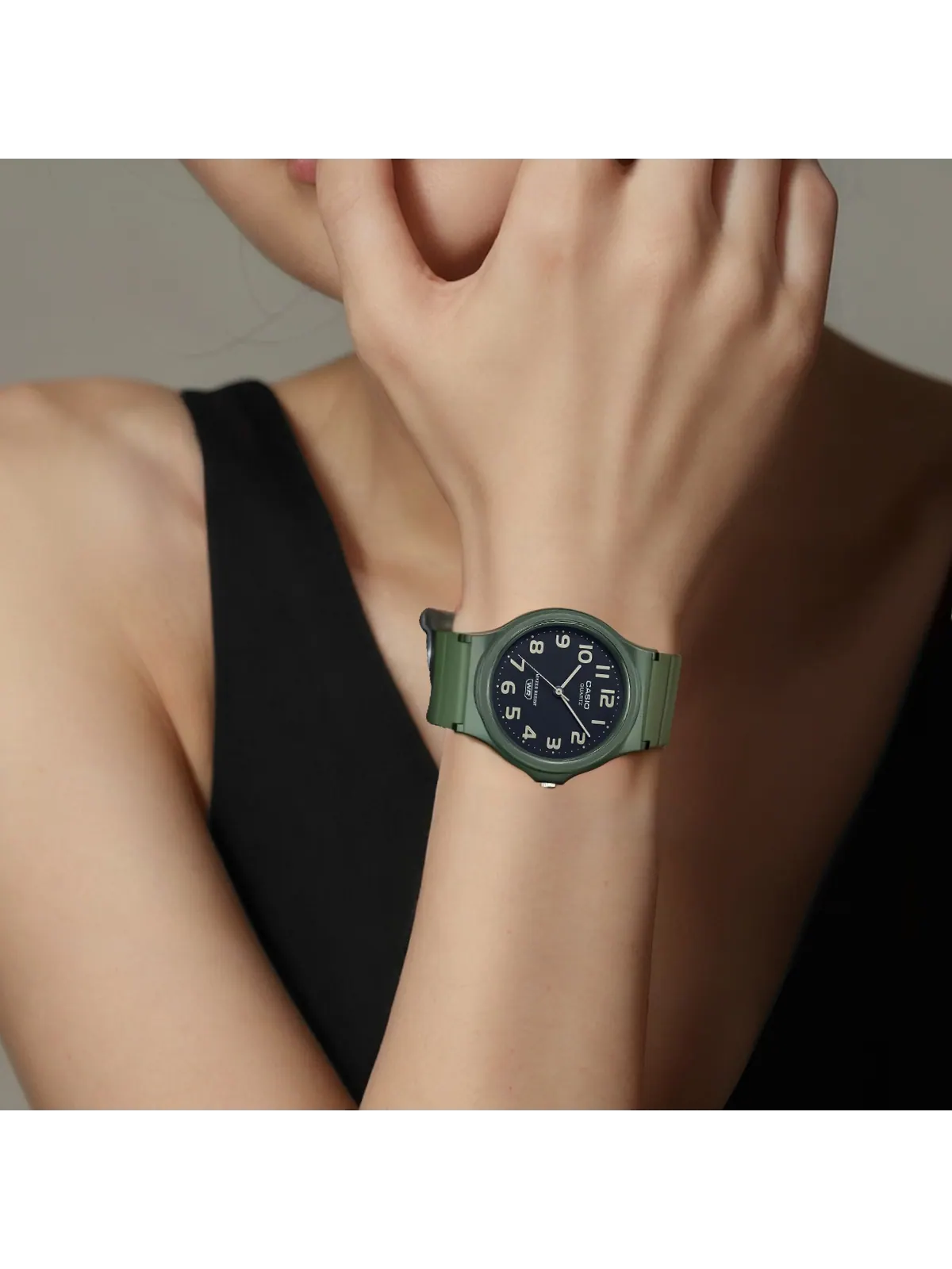 Часы Casio Collection Standard, арт. MQ-24UC-3BJF — изображение 4 из 6, оттенок черный