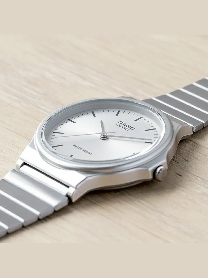 Часы Casio Analog, арт. MQ-24D-7E — изображение 3 из 3, оттенок серебристый