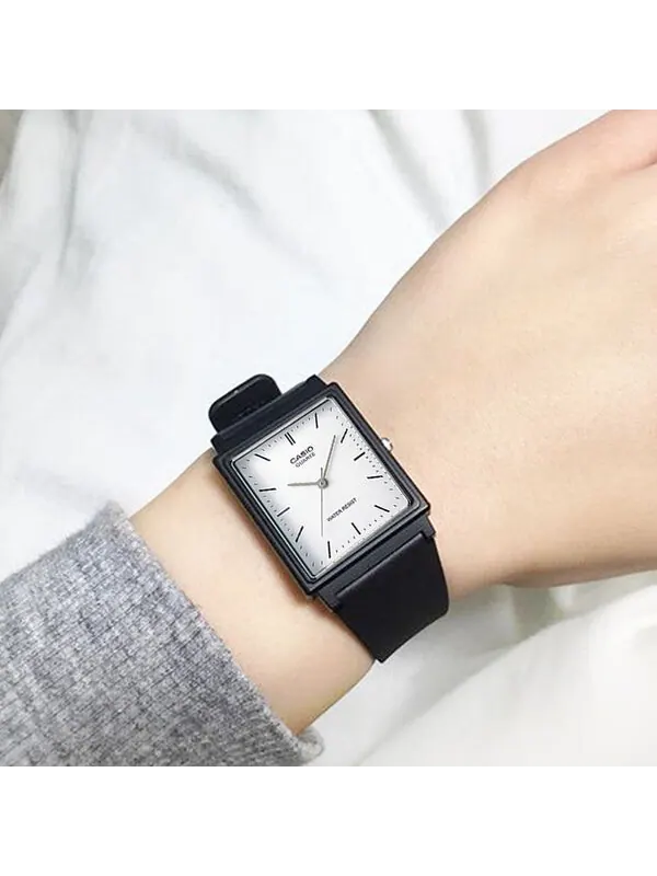 Часы CASIO Quartz Waterproof White DialBlack Strap Mens WhiteBlack Analog — изображение 4 из 4, оттенок черный
