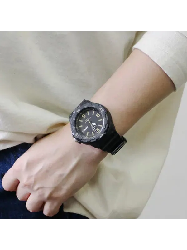 Часы Men's CASIO YOUTH Sports quartz Watch Mens Black Analog — изображение 4 из 4, оттенок черный