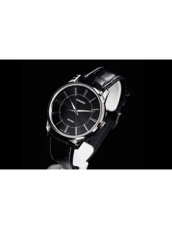Часы CASIO Waterproof Unisex Mens Black Analog — изображение 4 из 4, оттенок черный