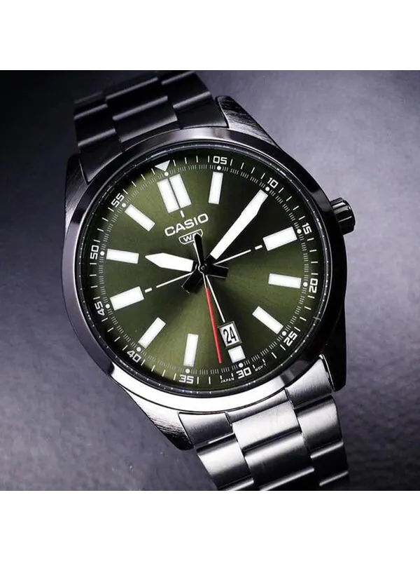 Часы Casio Dress Pointer Display Analog Watch 'Metallic Black Green' — изображение 4 из 4, оттенок зеленый