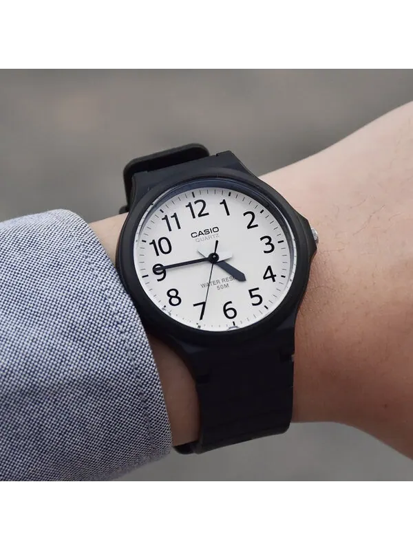 Часы CASIO Waterproof Sports Mens Black Analog — изображение 3 из 4, оттенок черный