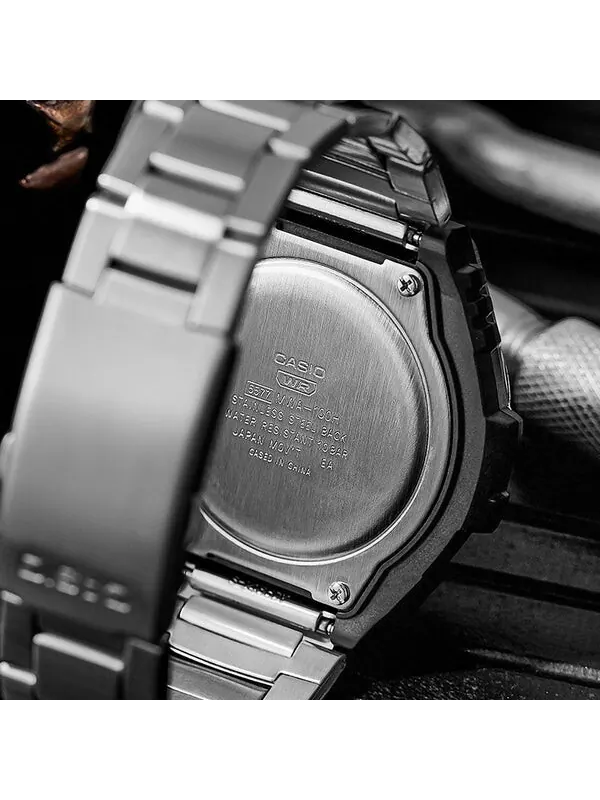 Часы Casio Illuminator Analog Watch 'Silver Black' — изображение 3 из 4, оттенок серебряный