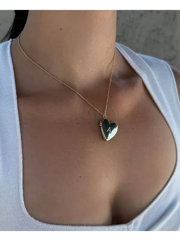 Золотое ожерелье с инициалом в виде сердца Adornia — изображение 2 из 4, оттенок золотистый