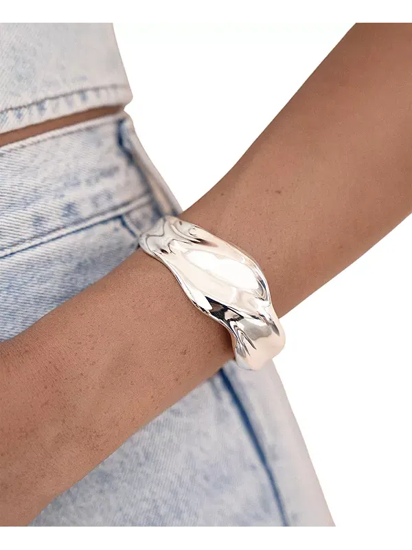 Браслет-Манжета Wavy Days Ettika — изображение 2 из 3, оттенок серебряный